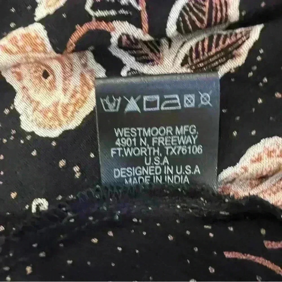 ROCK AND ROLL COWGIRL Flutter Sleeve Floral Print Wrap Dress Size Small - Picture 13 of 13